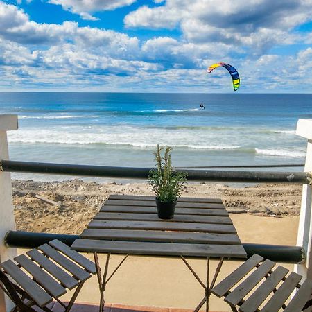 Beachfront Two Bedroom With 3 Beds Тихуана Екстериор снимка